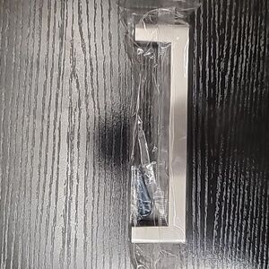 Set of 25 Ravinte drawer/cabinet pull. All of them for one price.